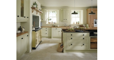 市面上五花八门的颗粒板、生态板、多层板等，在全屋定制时，该如何选择？